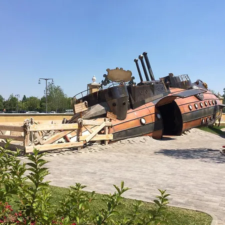 Ξενοδοχείο Gardaland Adventure 4*