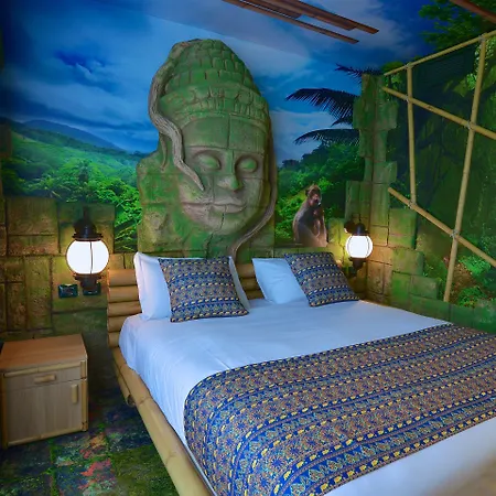 Gardaland Adventure Hotel 4*